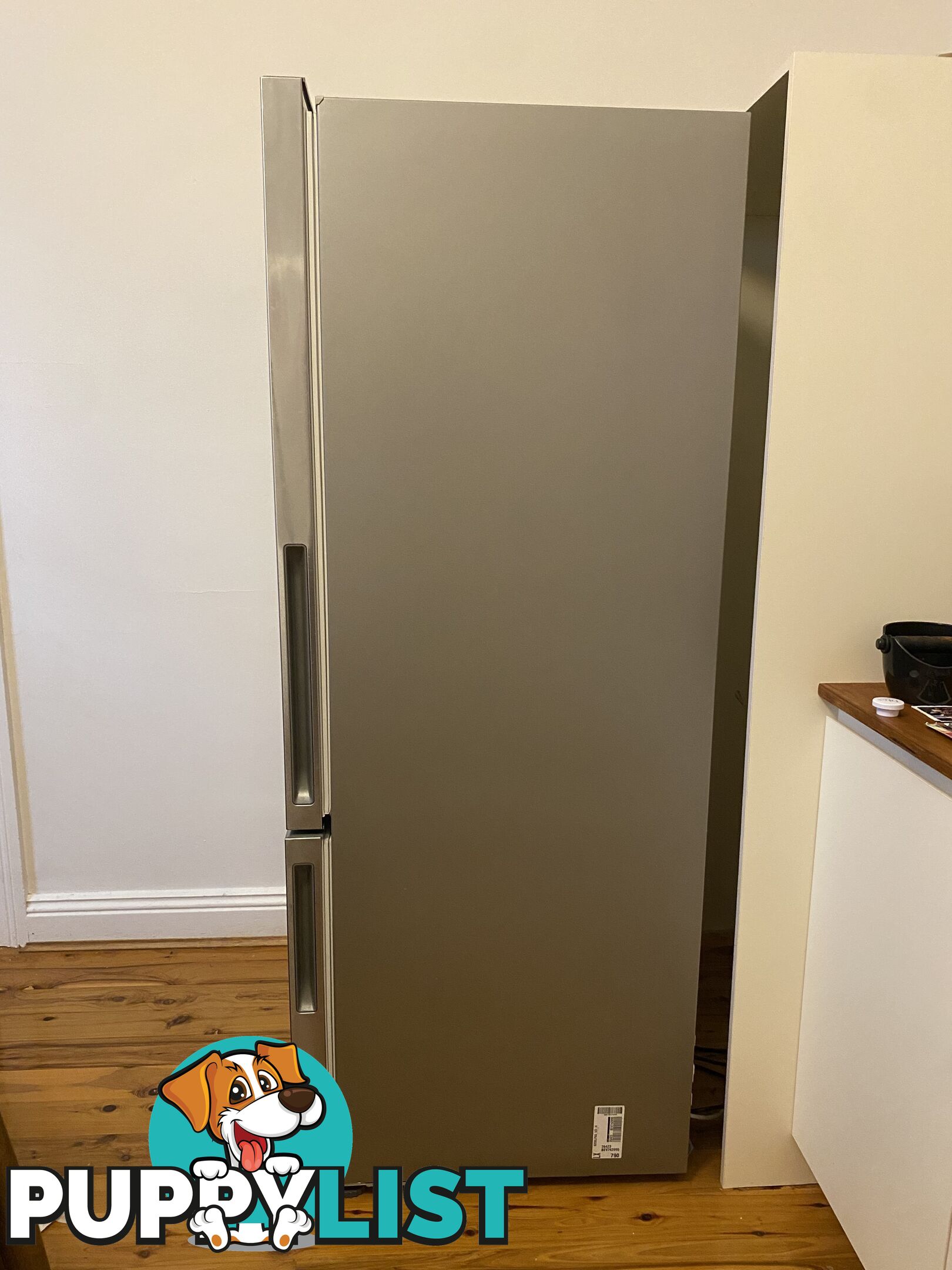 Fisher & Paykel Stainless Steel Fridge Freezer - series 5 494L Bottom Mount