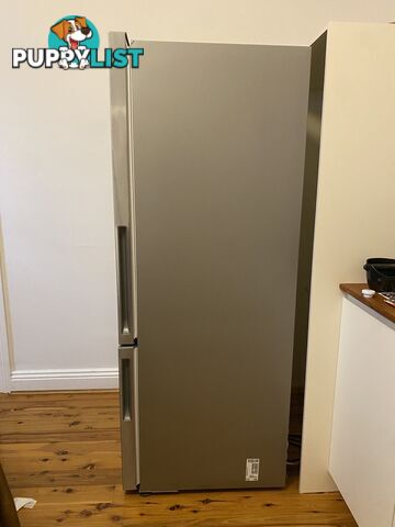 Fisher & Paykel Stainless Steel Fridge Freezer - series 5 494L Bottom Mount