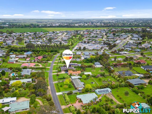 30 Timbarra Drive EASTWOOD VIC 3875