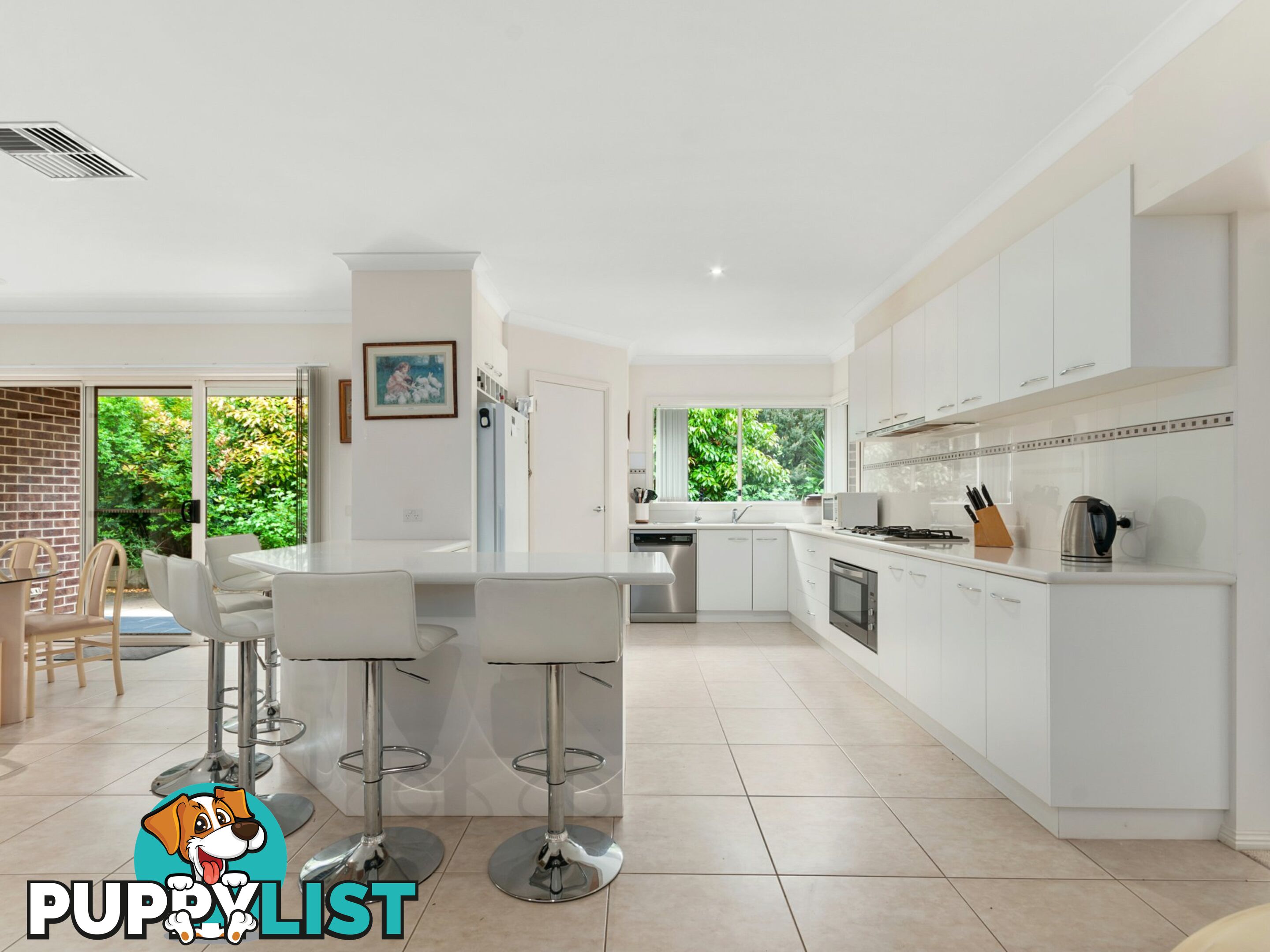 30 Timbarra Drive EASTWOOD VIC 3875