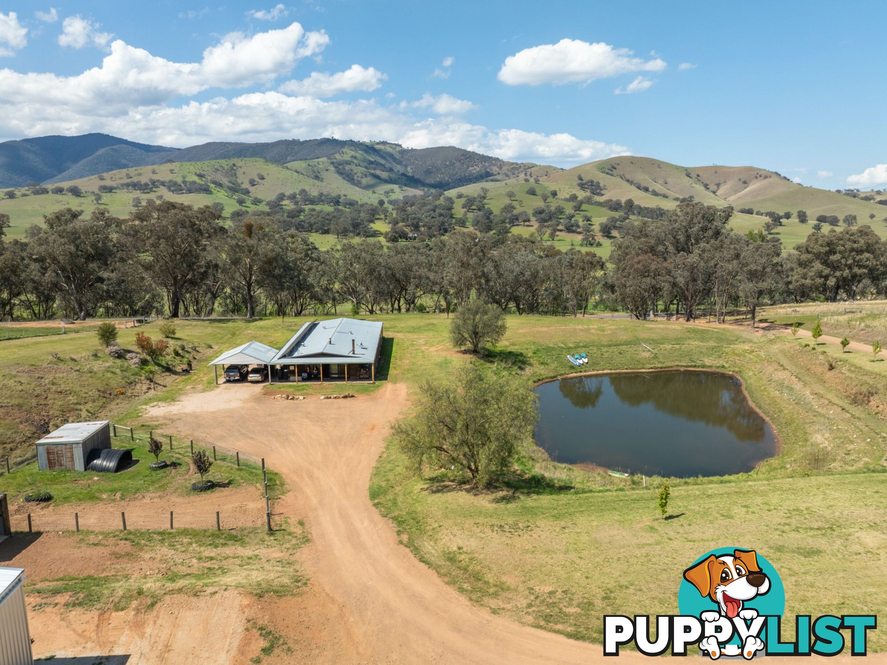 7415 Great Alpine Road SWIFTS CREEK VIC 3896