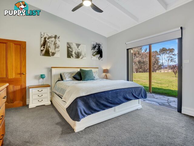 7415 Great Alpine Road SWIFTS CREEK VIC 3896