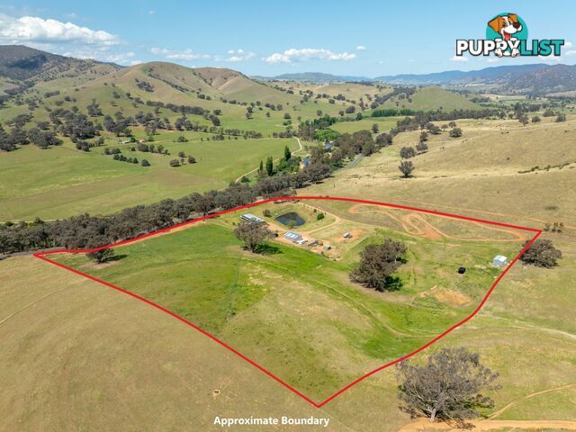 7415 Great Alpine Road SWIFTS CREEK VIC 3896