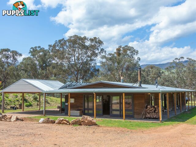 7415 Great Alpine Road SWIFTS CREEK VIC 3896