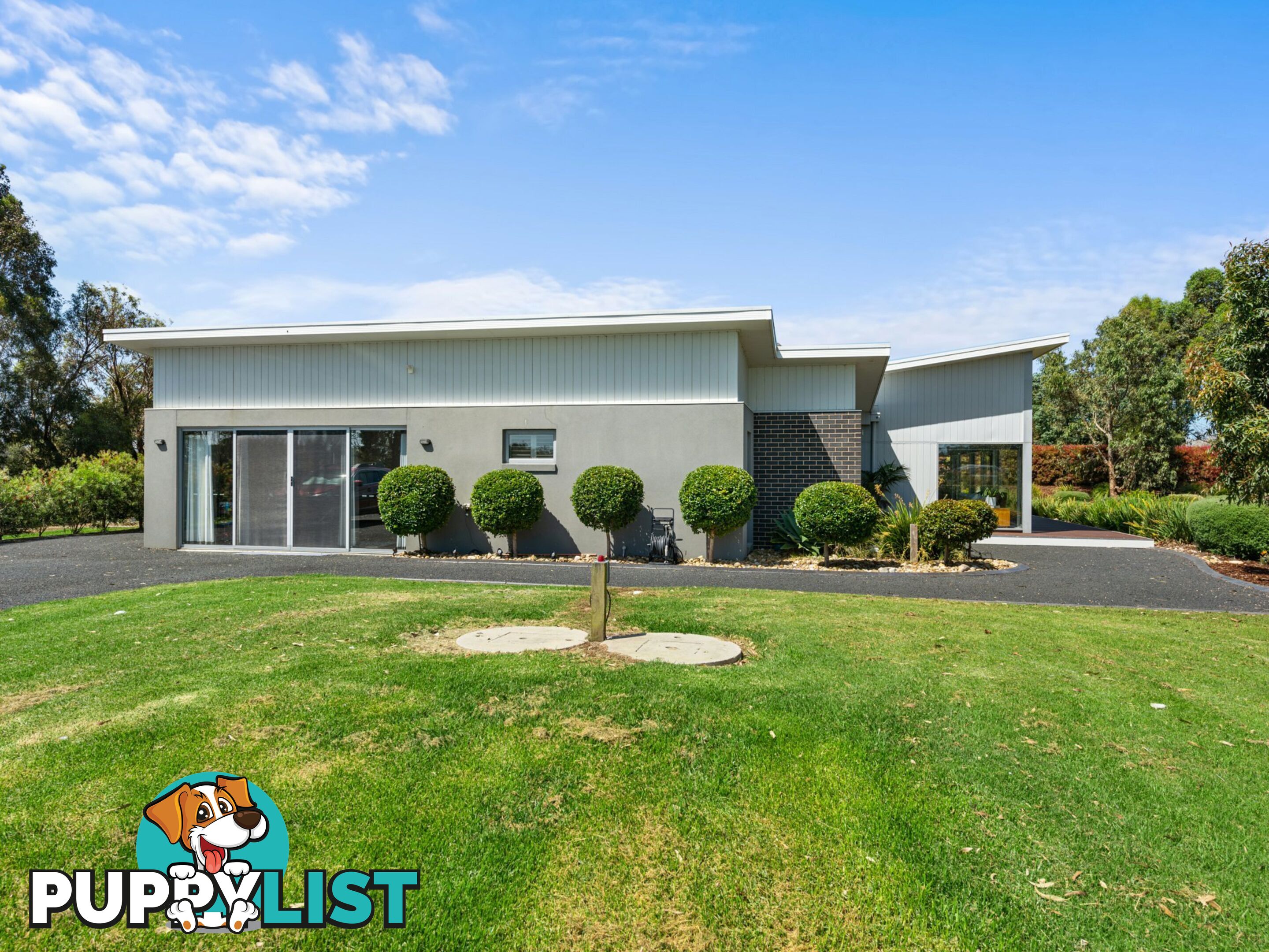 125 Williamson Road FORGE CREEK VIC 3875