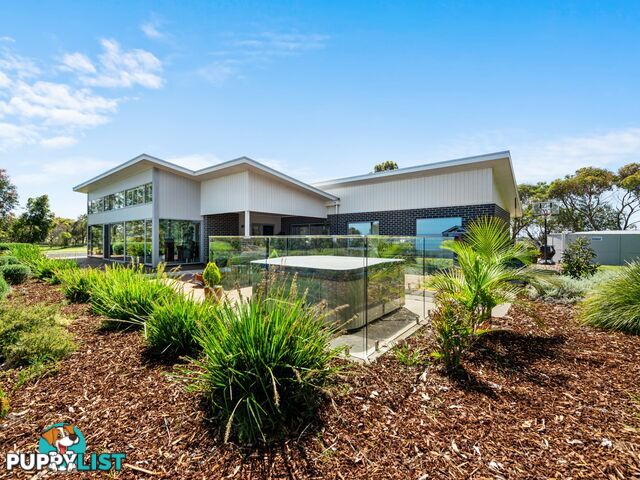 125 Williamson Road FORGE CREEK VIC 3875