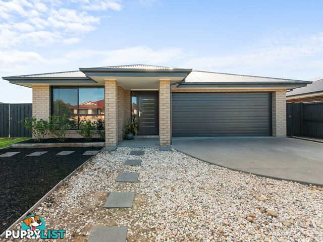 4 Egret Avenue BAIRNSDALE VIC 3875