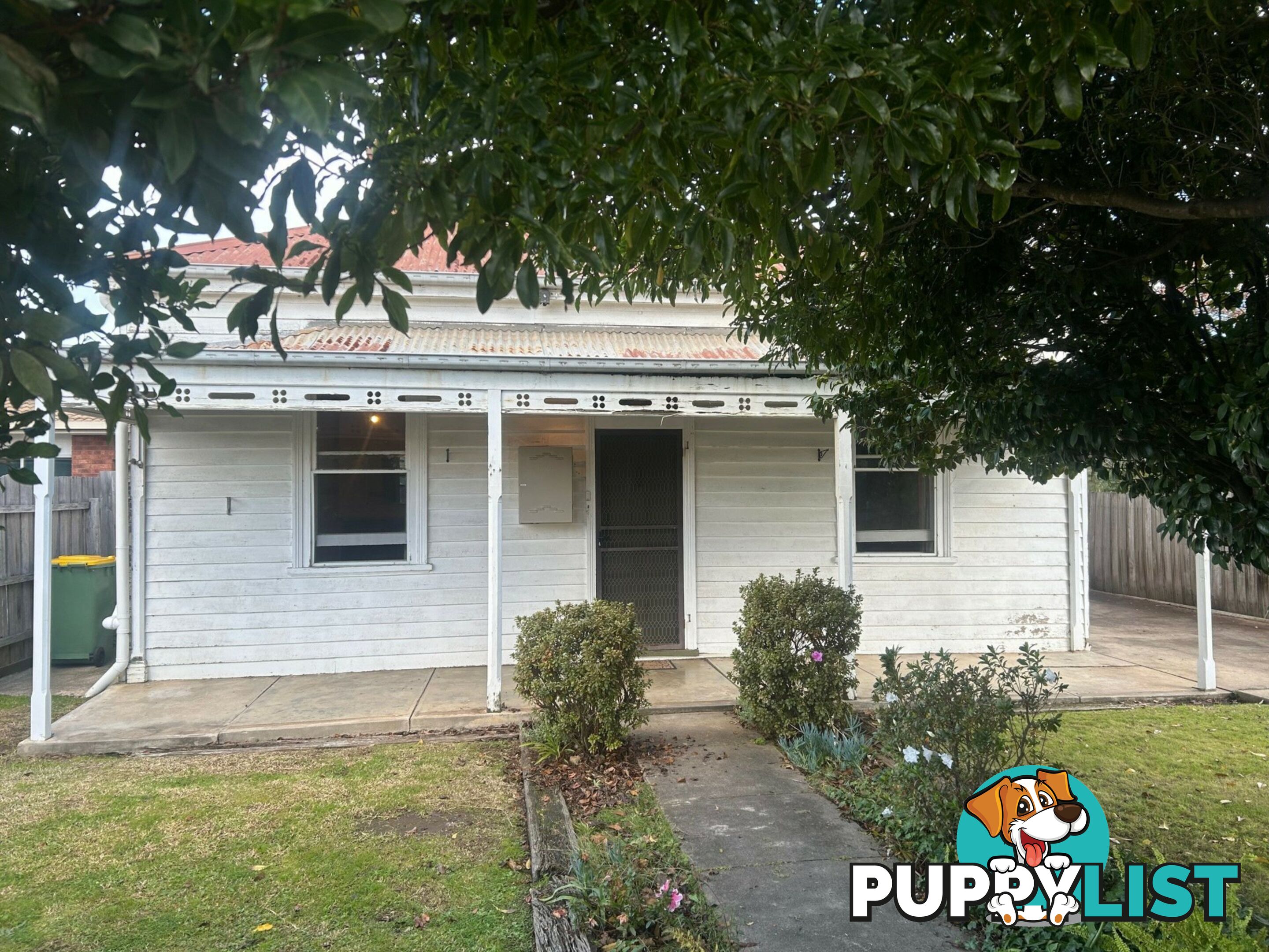 10 Crooke Street EAST BAIRNSDALE VIC 3875