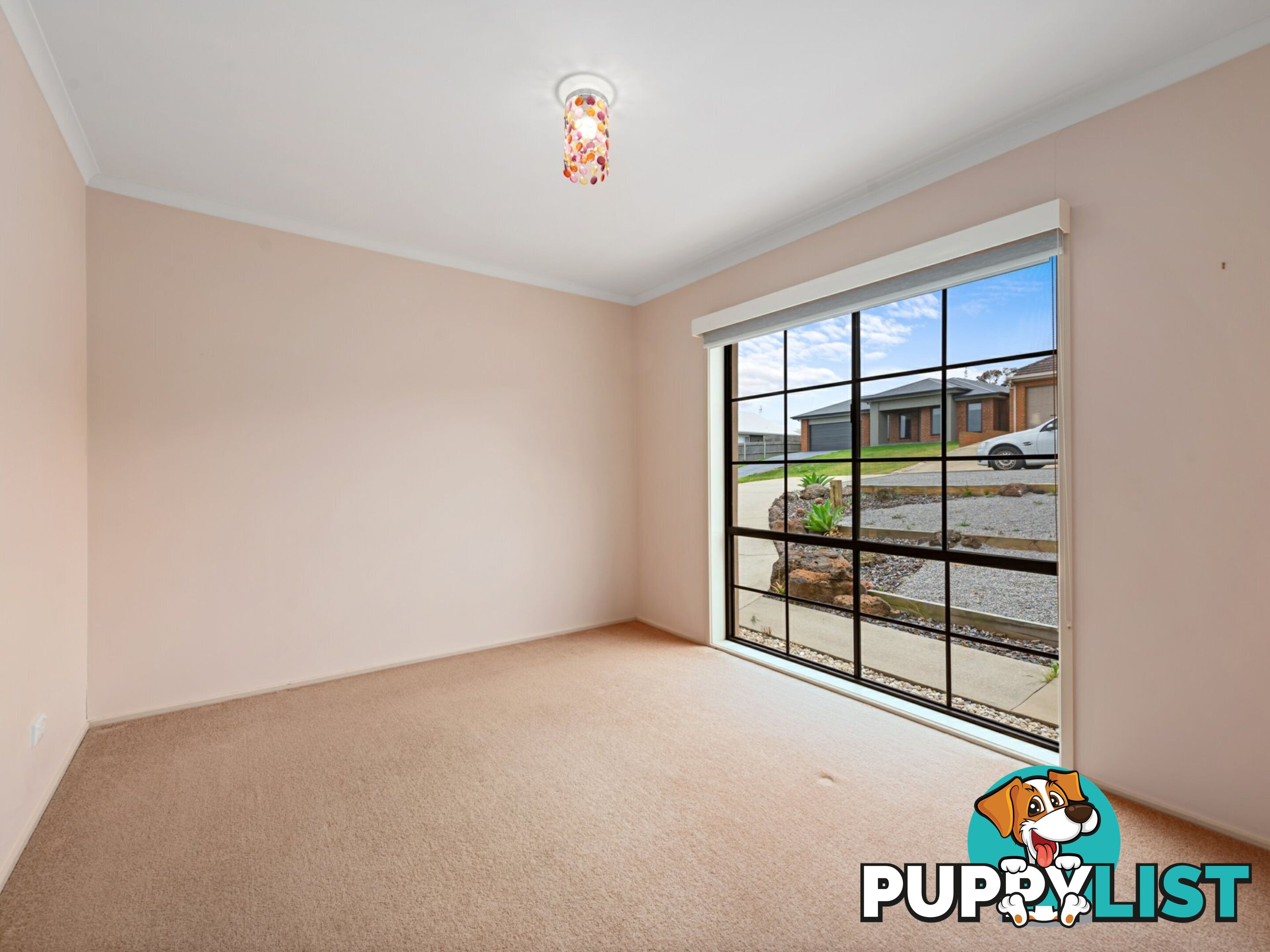 12 Ewing Court LAKES ENTRANCE VIC 3909