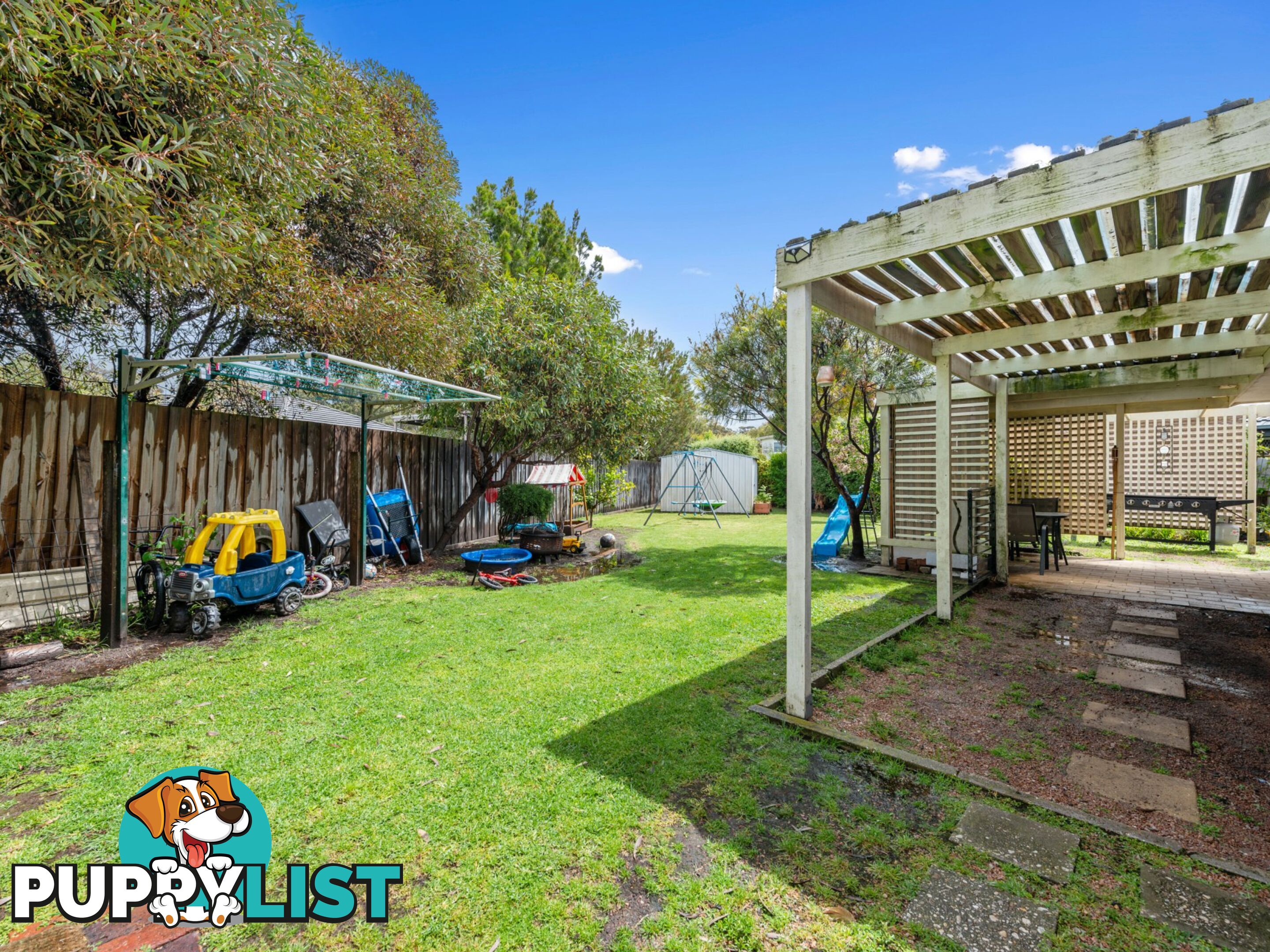 9 White Court EAGLE POINT VIC 3878