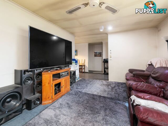 9 White Court EAGLE POINT VIC 3878