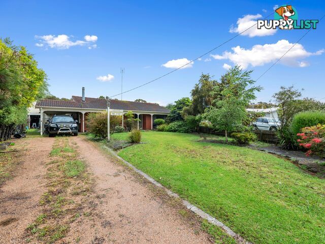 9 White Court EAGLE POINT VIC 3878