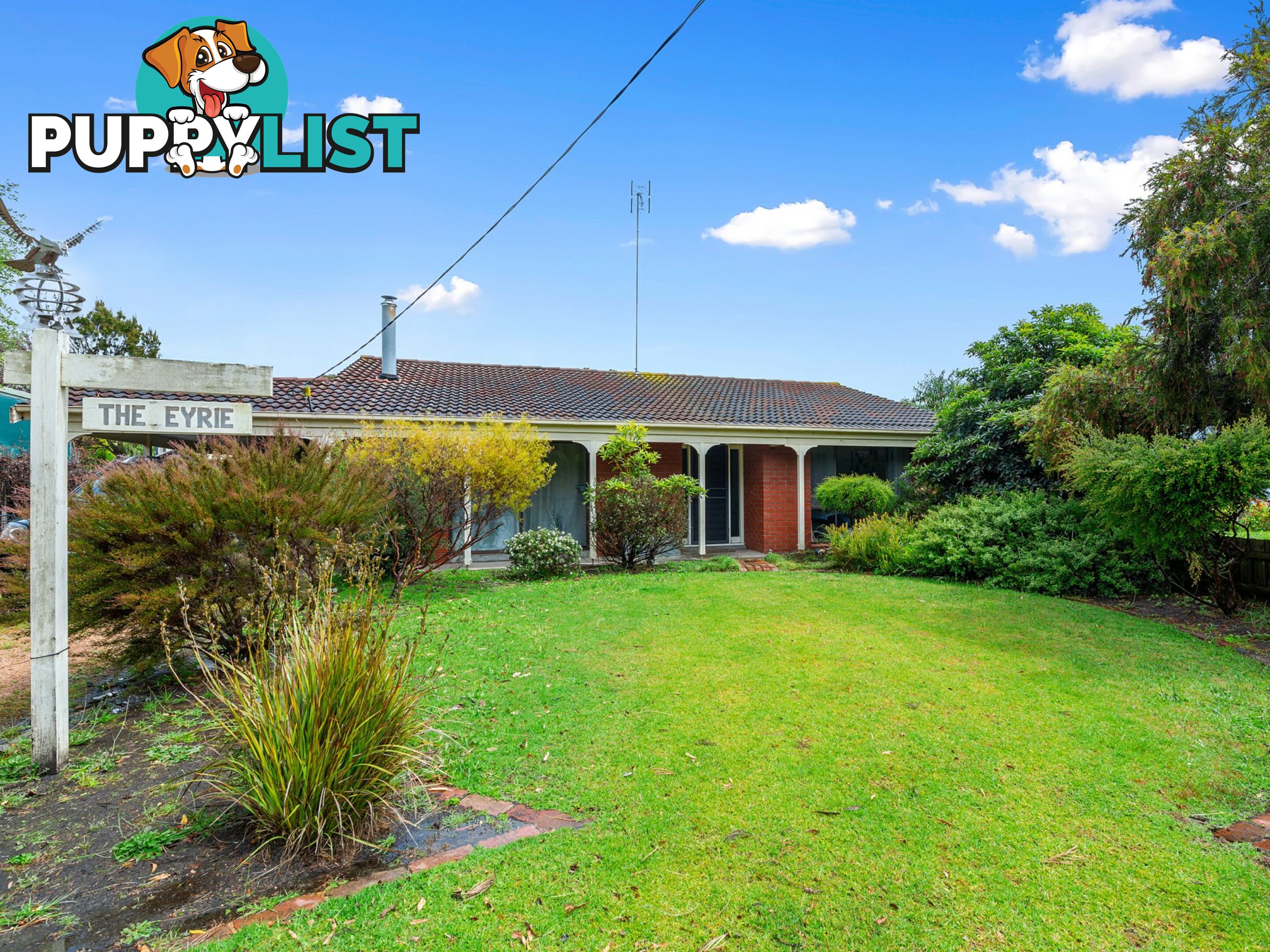 9 White Court EAGLE POINT VIC 3878