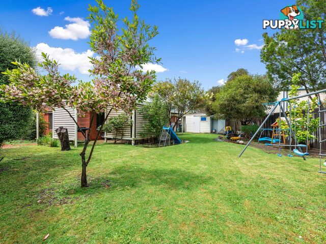 9 White Court EAGLE POINT VIC 3878