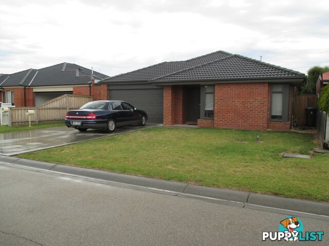 3 Barton Place EASTWOOD VIC 3875