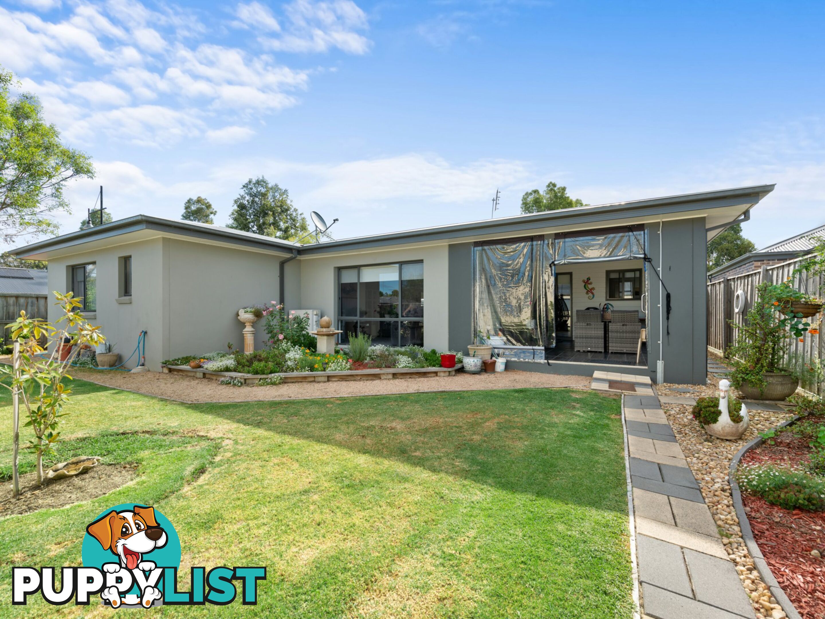 14 Shannon Boulevard BAIRNSDALE VIC 3875