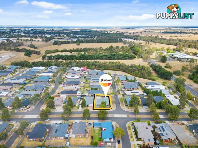 14 Shannon Boulevard BAIRNSDALE VIC 3875