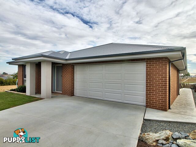 11 Wilpena Court EASTWOOD VIC 3875