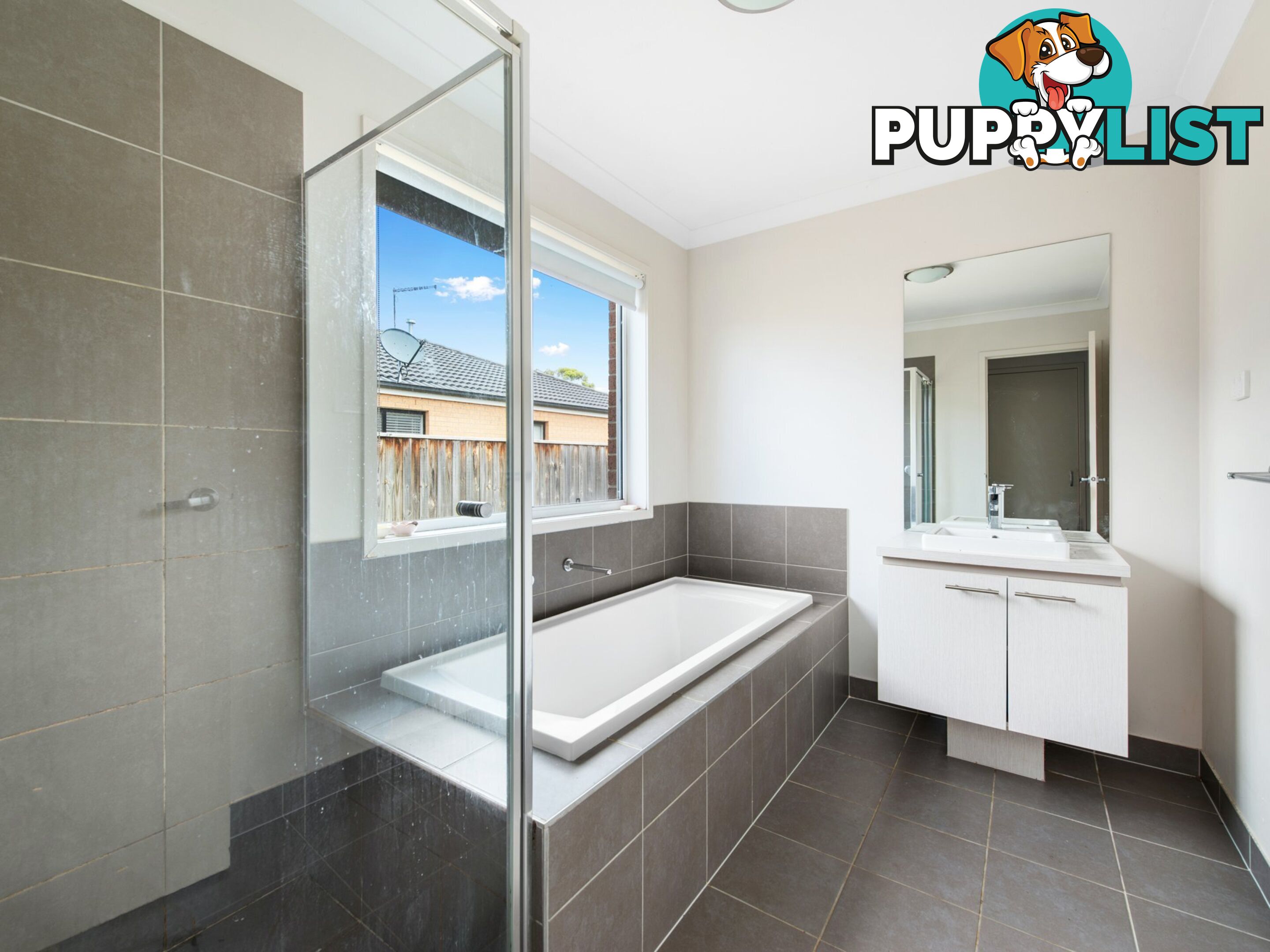 13 Eastcoast Court EAST BAIRNSDALE VIC 3875