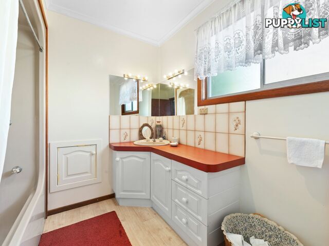 35 Robb Street EAST BAIRNSDALE VIC 3875