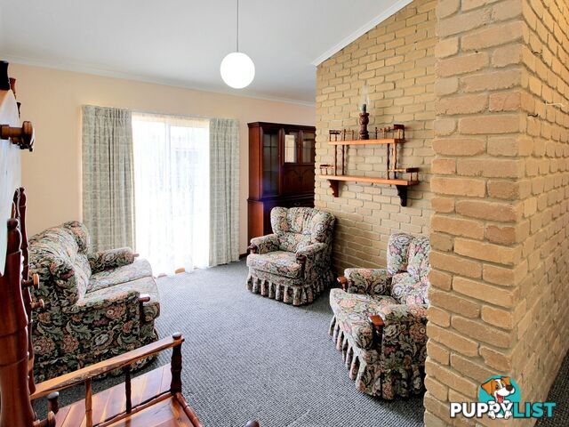 51 Balmoral Crescent EASTWOOD VIC 3875