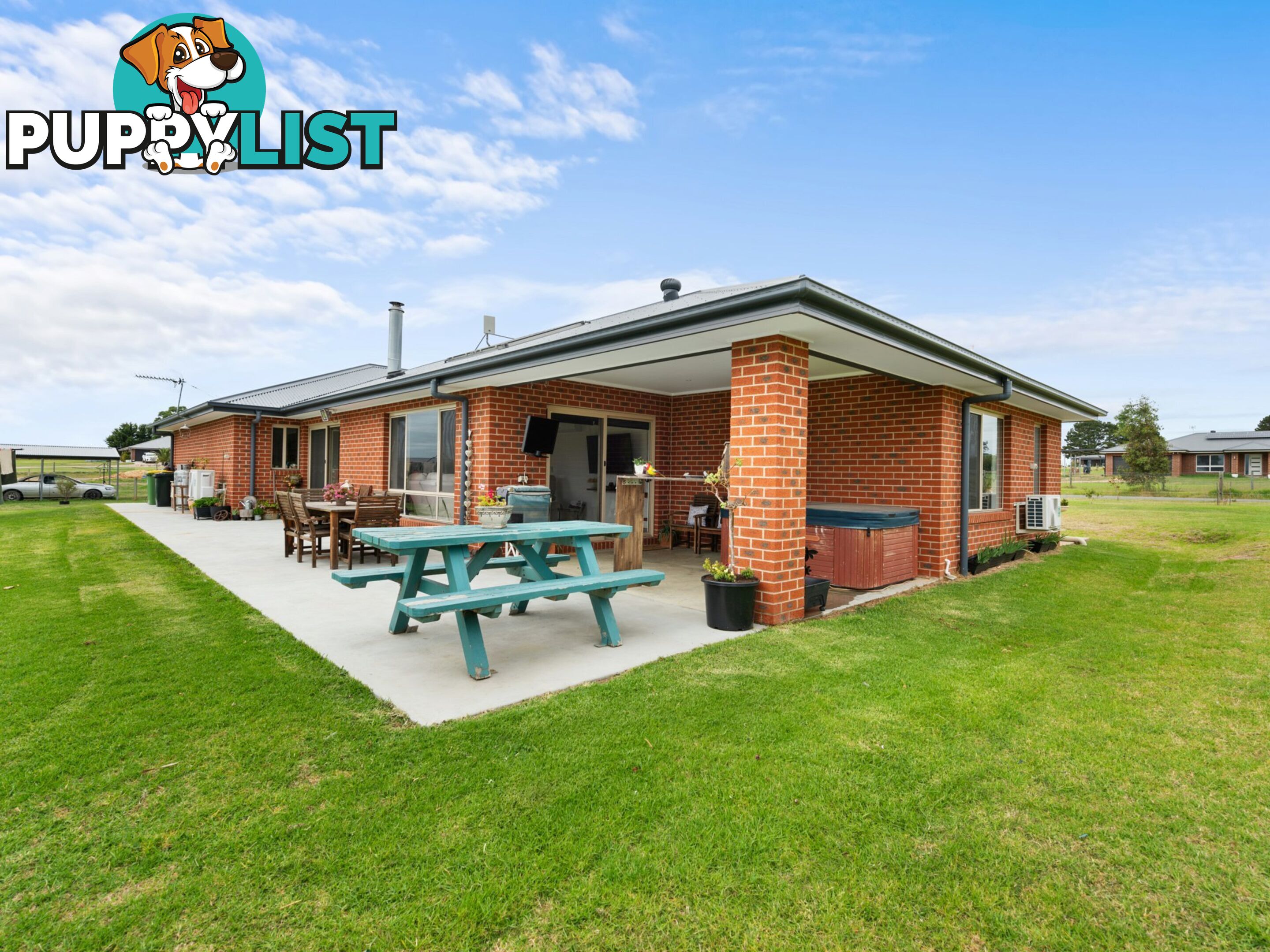 9 Hawkins Crescent LINDENOW SOUTH VIC 3875