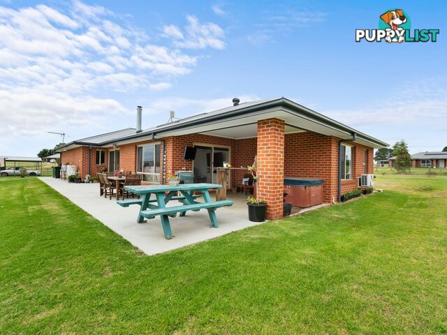 9 Hawkins Crescent LINDENOW SOUTH VIC 3875