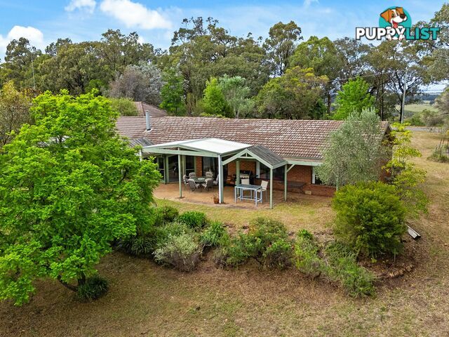 120 Howletts Road NICHOLSON VIC 3882