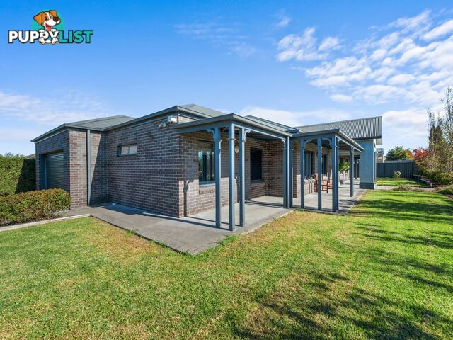 2 Morton Drive EASTWOOD VIC 3875