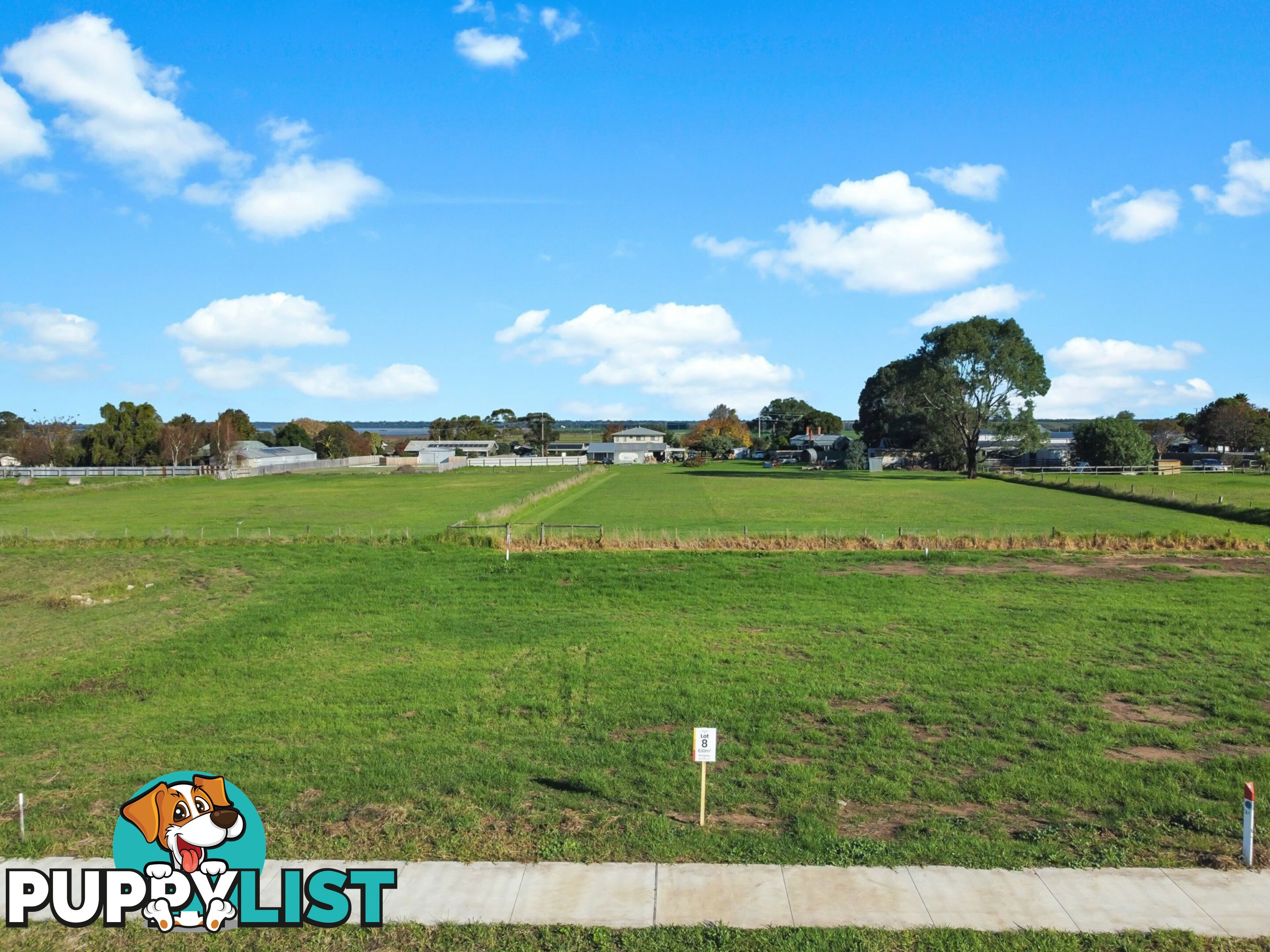 Lot 8/19 Clothier Crescent EAST BAIRNSDALE VIC 3875