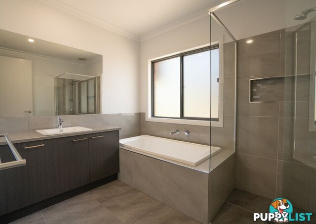 96 Francis Street BAIRNSDALE VIC 3875