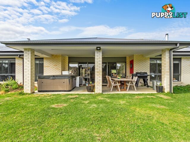 124 Gregory Road NICHOLSON VIC 3882