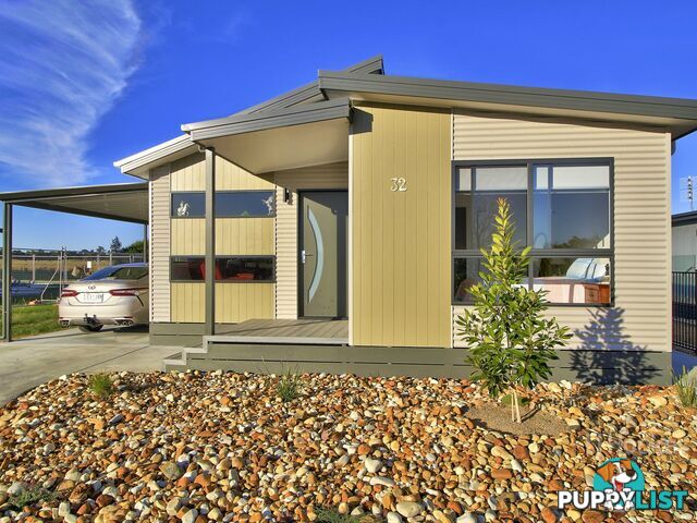 32 Elm Crescent LUCKNOW VIC 3875