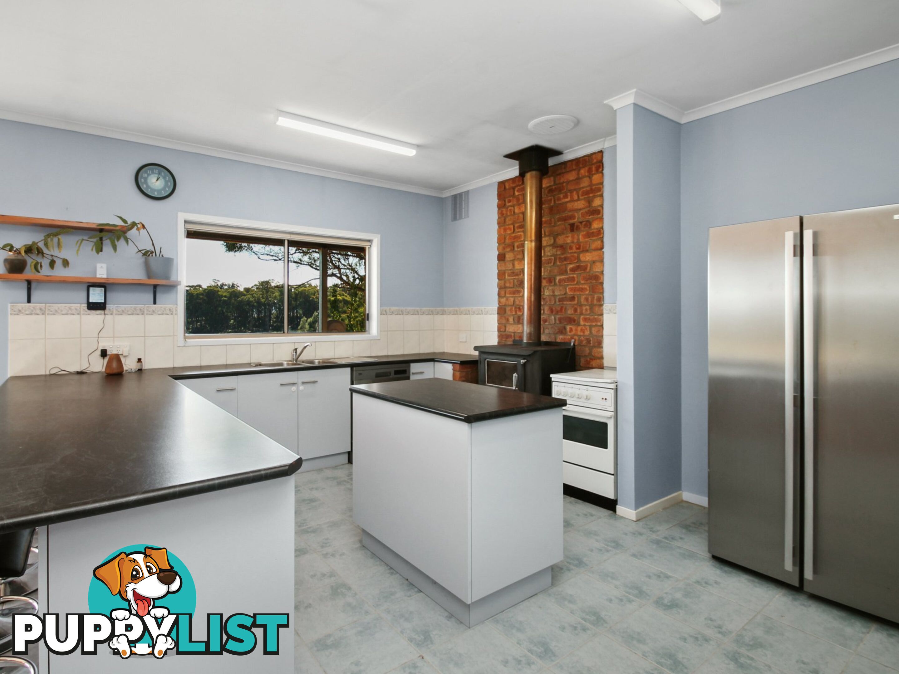 100 Hollingsworth Road CLIFTON CREEK VIC 3875