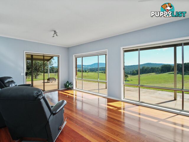 100 Hollingsworth Road CLIFTON CREEK VIC 3875