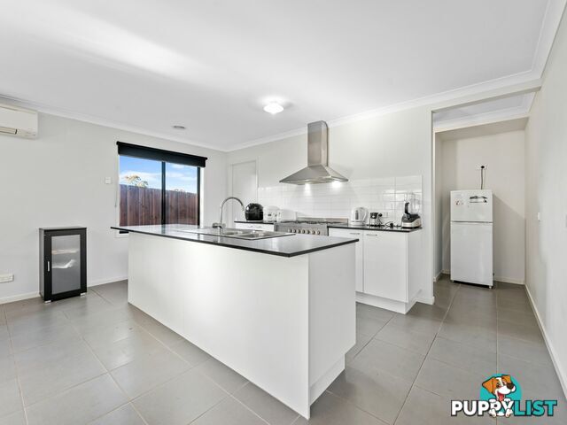 18B Kollmorgen Place BAIRNSDALE VIC 3875