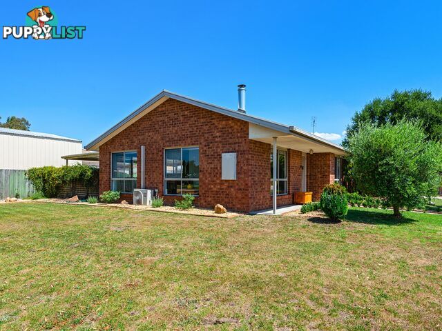 2 Tairua Place EASTWOOD VIC 3875