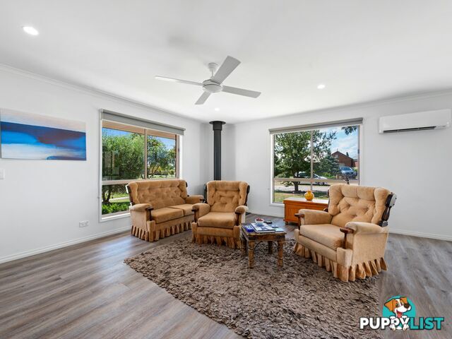 2 Tairua Place EASTWOOD VIC 3875