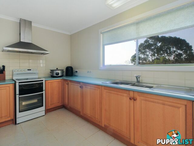 35 Crawford Court SARSFIELD VIC 3875
