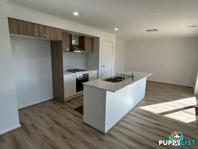 12 Nielsen Way EAST BAIRNSDALE VIC 3875