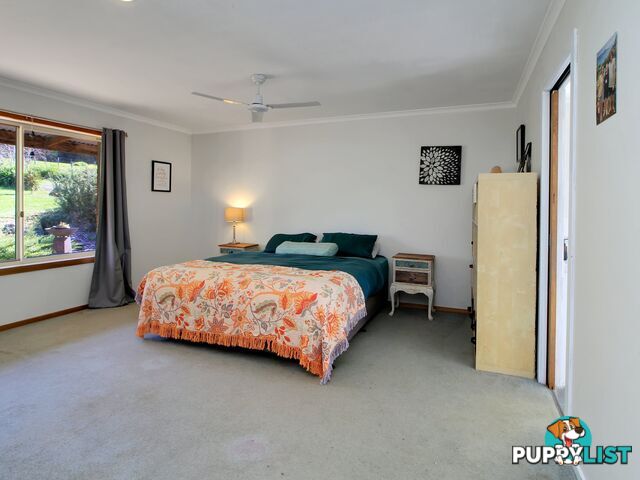 45 Salmonds Road GRANITE ROCK VIC 3875