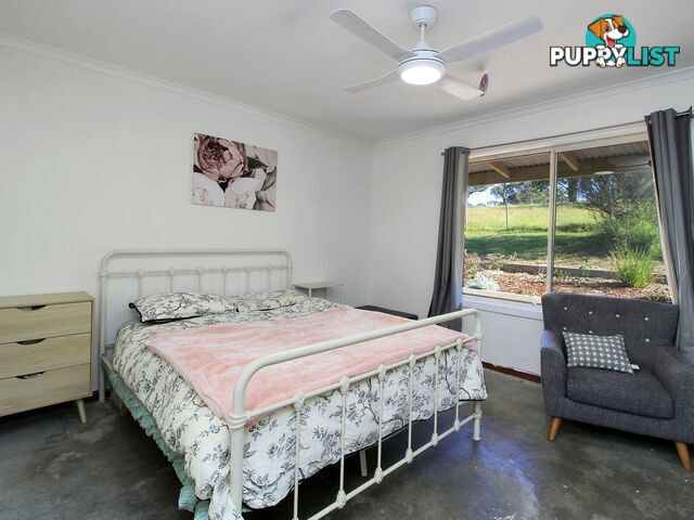 45 Salmonds Road GRANITE ROCK VIC 3875