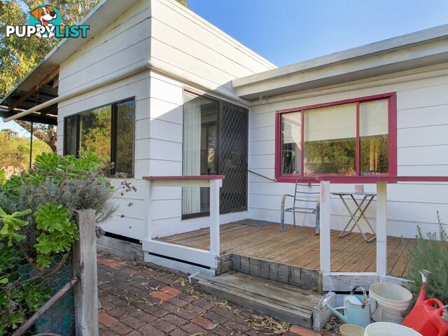 39 Hollands Landing Road HOLLANDS LANDING VIC 3862