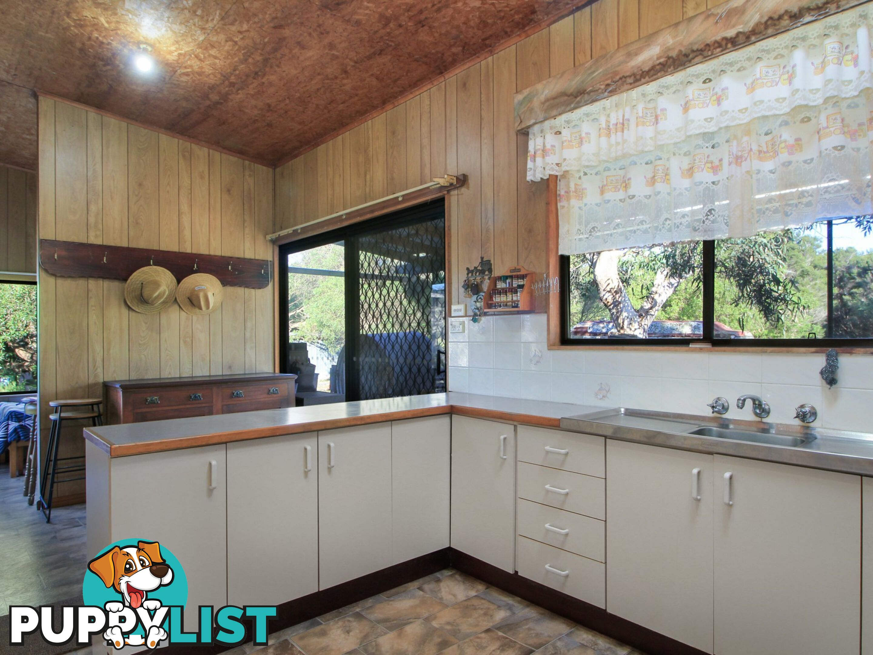 39 Hollands Landing Road HOLLANDS LANDING VIC 3862