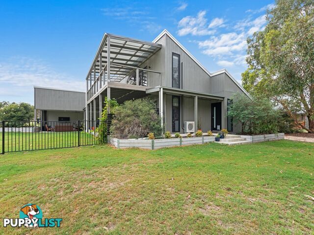 572 Lindenow Glenaladale Road LINDENOW SOUTH VIC 3875