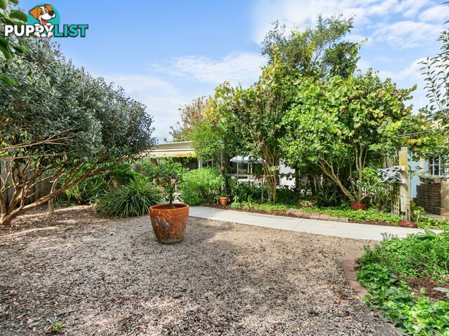 18 Pearson Street BAIRNSDALE VIC 3875