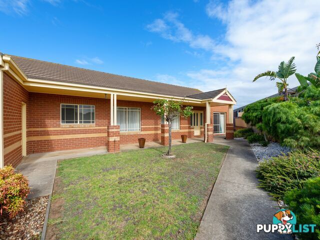 17 Bluff Court EASTWOOD VIC 3875