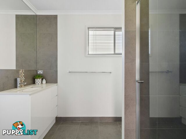 128 & 128A Waddells Road NICHOLSON VIC 3882