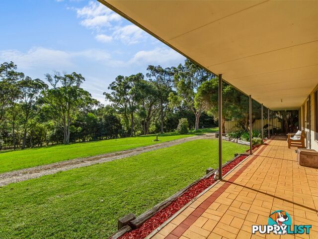 128 & 128A Waddells Road NICHOLSON VIC 3882