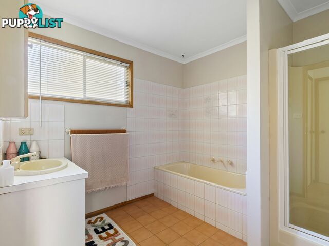 128 & 128A Waddells Road NICHOLSON VIC 3882
